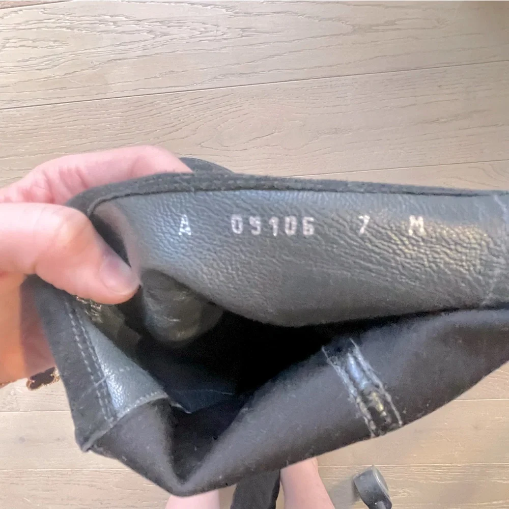 ❌Item Sold ❌ Stuart Weitzman Black Suede 5050 Reserve over the knee boots - Picture 2 of 6